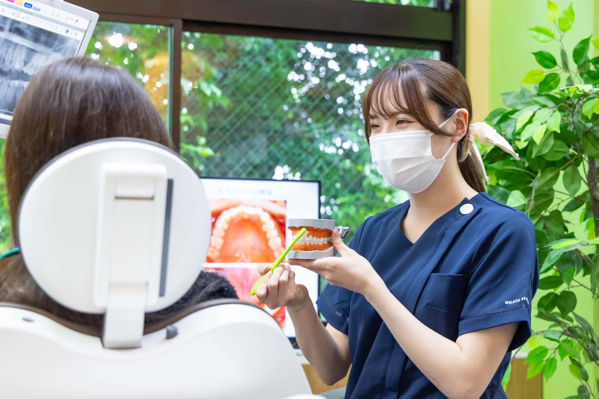 矯正治療期間中の虫歯や歯周病のケア